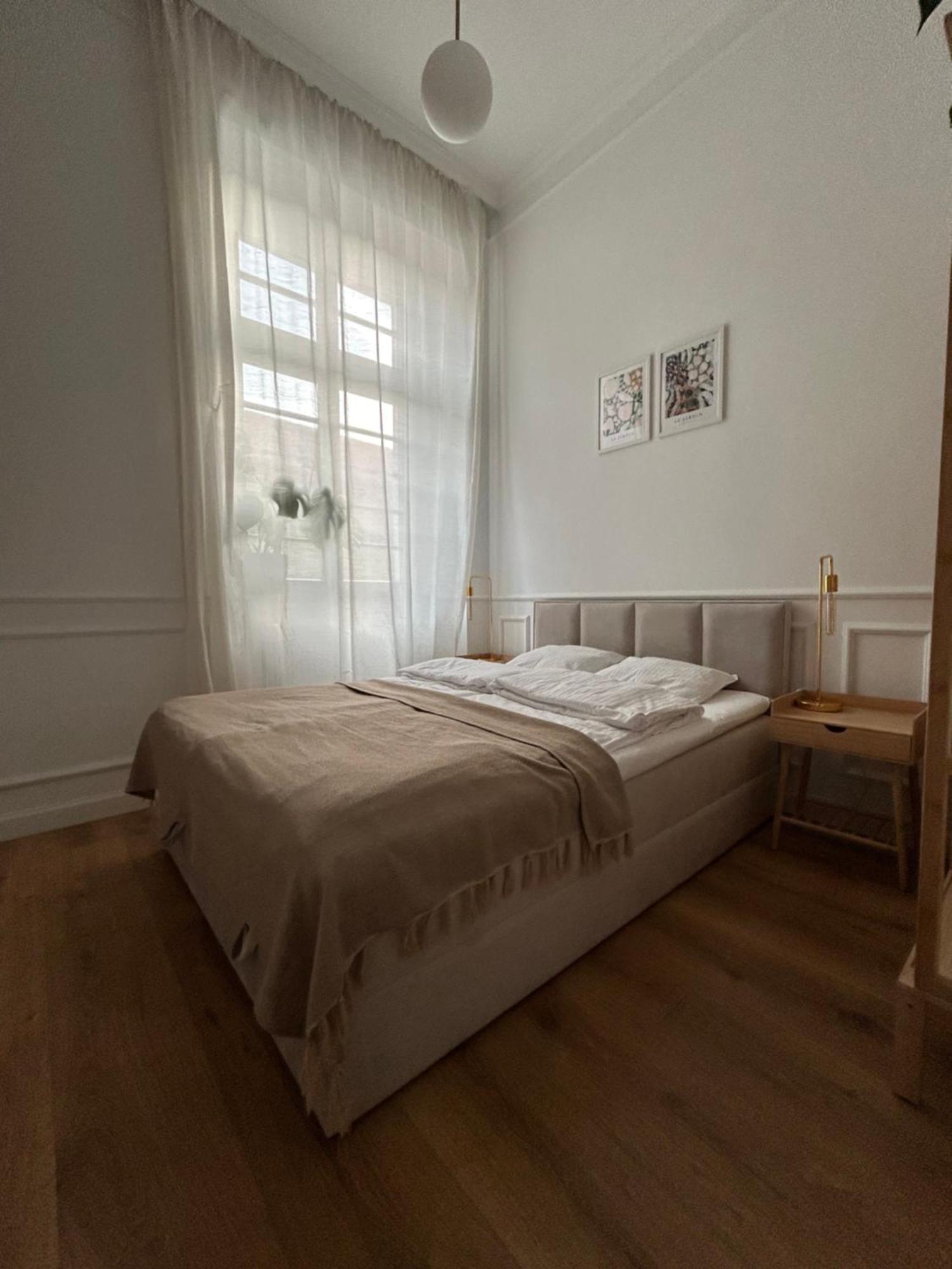 Apartament Przy Bulwarze Wroclaw Bagian luar foto